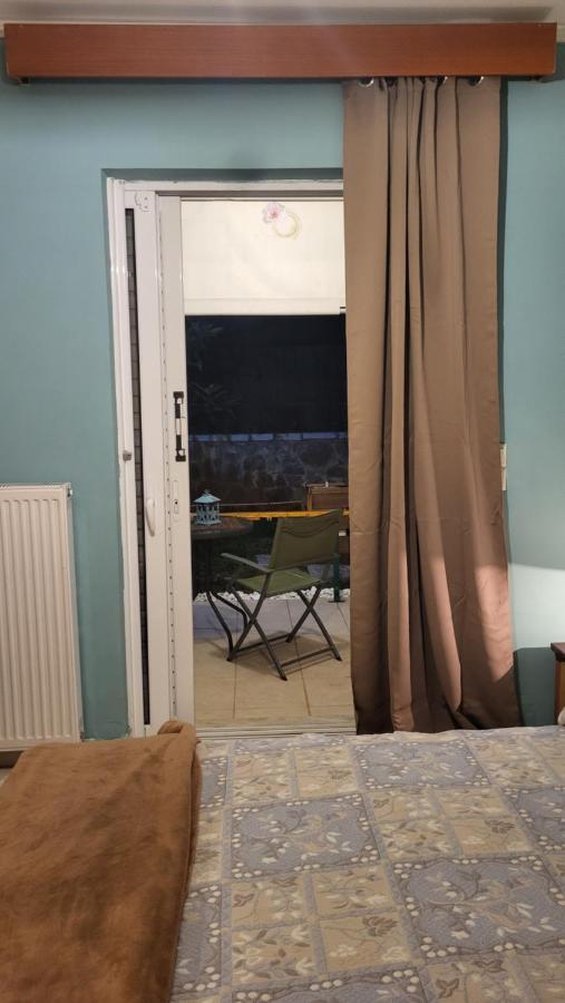 M&M Airport Stop Garden Apartment Σπάτα Εξωτερικό φωτογραφία