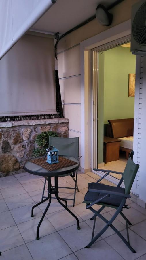 M&M Airport Stop Garden Apartment Σπάτα Εξωτερικό φωτογραφία