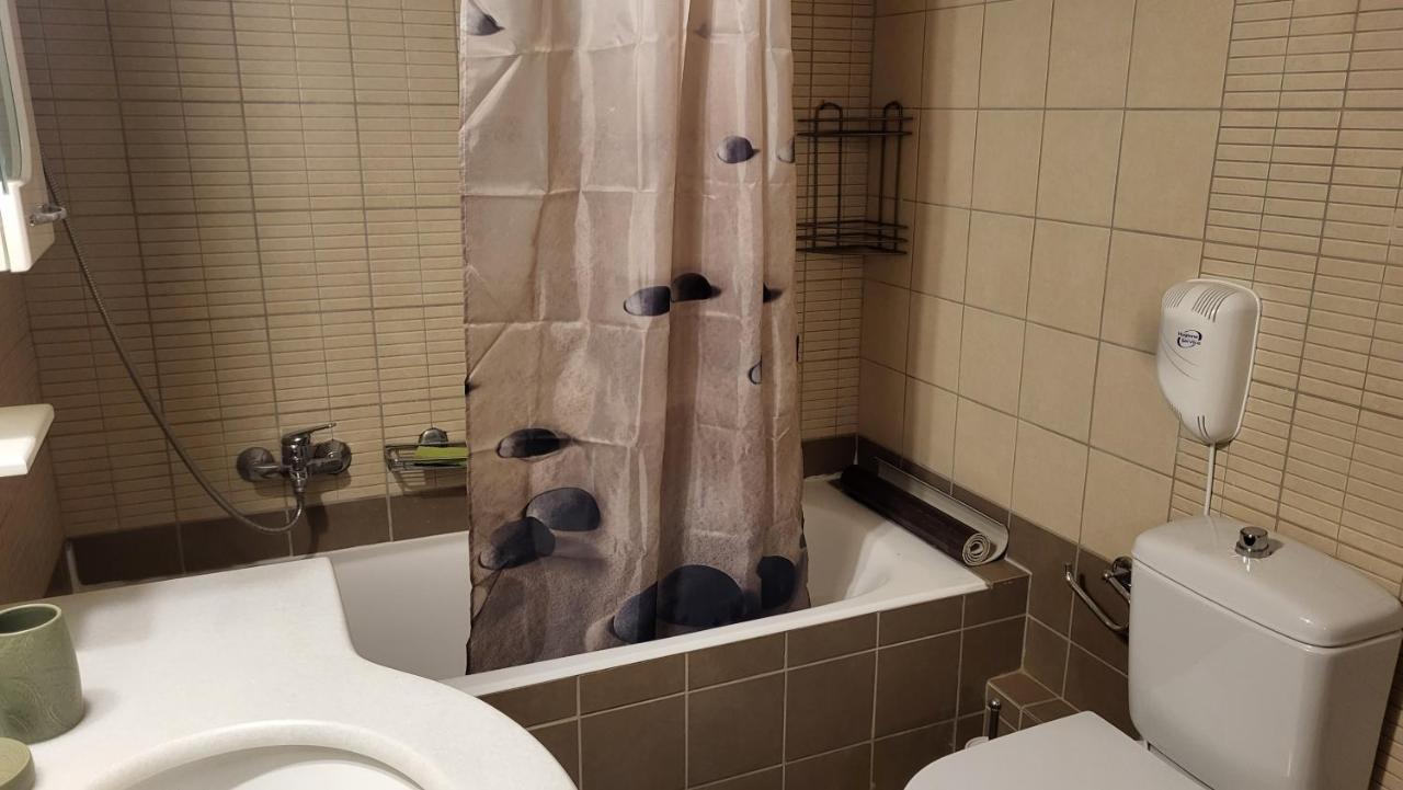 M&M Airport Stop Garden Apartment Σπάτα Εξωτερικό φωτογραφία